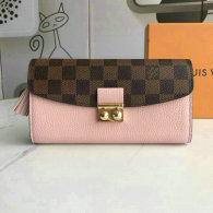 LV Wallet AAA (20)