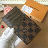 LV Wallet AAA (126)