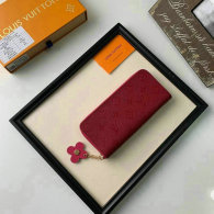 LV Wallet AAA (61)