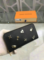 LV Wallet (93)