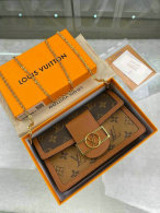 LV Wallet (172)