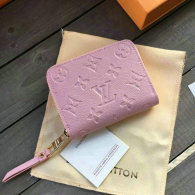 LV Wallet AAA (70)