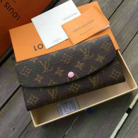 LV Wallet AAA (106)
