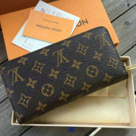 LV Wallet AAA (83)