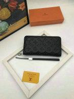 LV Wallet AAA (138)
