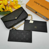 LV Wallet AAA (40)