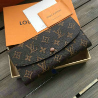 LV Wallet AAA (109)