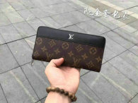 LV Wallet (20)