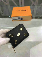 LV Wallet (94)
