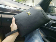 LV Bag AAA (58)