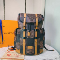 LV Backpack (35)