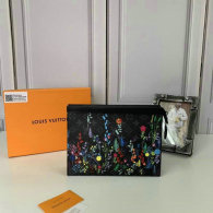 LV Bag AAA (45)