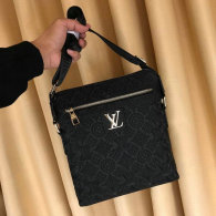 LV Men Bag AAA (108)