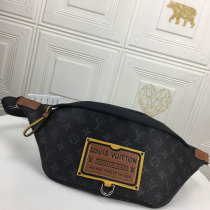 LV Men Bag AAA (32)