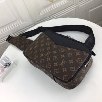 LV Men Bag AAA (19)