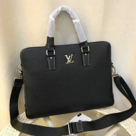 LV Men Bag AAA (114)