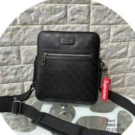 Gucci Men Bag (10)