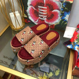 Gucci Women Slipper (8)
