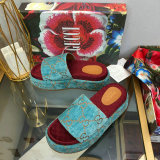 Gucci Women Slipper (11)