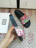 Gucci Men Slippers (32)