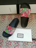 Gucci Men Slippers (32)