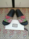Gucci Men Slippers (32)