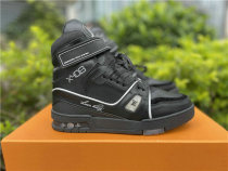 LV SNEAKERS (37) LV SNEAKERS (37)