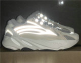 Authentic Y 700 V2 “Cream”