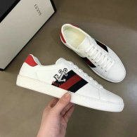 Gucci Men Shoes (42)
