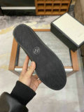 Gucci Men Shoes (77)