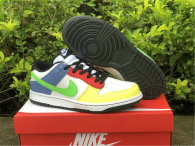 Authentic Nike Dunk Low WMNS “Green Strike”
