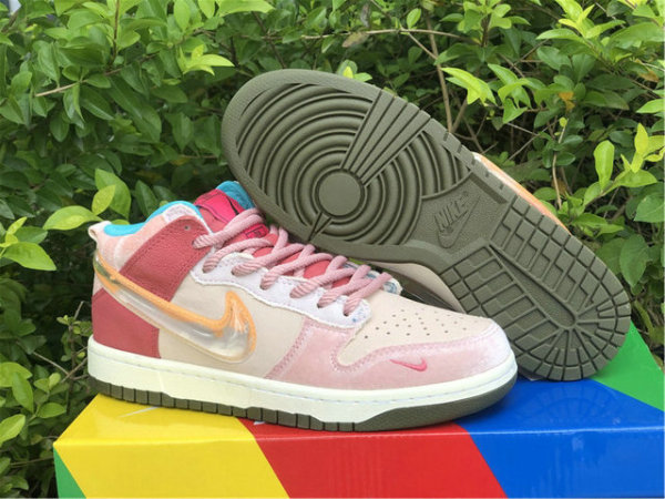 Authentic Social Status x Nike Dunk Low Light Soft Pink/Coconut Milk-Pink Glaze
