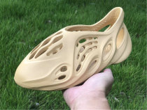 Authentic Y Foam Runner Cream yellow