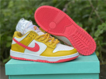 Authentic Nike SB Dunk Low Yellow/White/Pink Authentic Nike SB Dunk Low Yellow/White/Pink