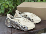Authentic Y Foam Runner “MX Cream Clay”