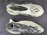 Authentic Y Foam Runner “MX Cream Clay”
