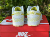 Authentic Nike SB Dunk Low Yllow/White