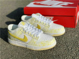 Authentic Nike SB Dunk Low Yllow/White