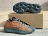 Authentic Y 700 V3 “Copper Fade”