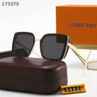 LV Sunglasses AA quality (360)