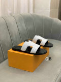 LV Slippers 38-44 (14)