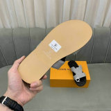 LV Slippers 38-44 (15)