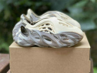 AD Y Foam Runner Kid (4)