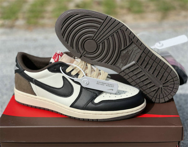 Authentic Travis Scott x Air Jordan 1 Low