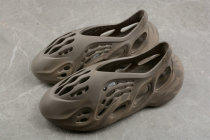 Authentic Y Foam Runner “Stone Sage”