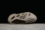 Authentic Y Foam Runner “Stone Sage”