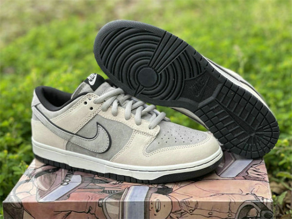 Authentic Nike Dunk Low Grey