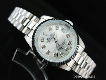Rolex Women Watches (50) Rolex Women Watches (50)