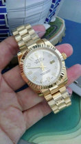 Rolex Watches (1323) Rolex Watches (1323)