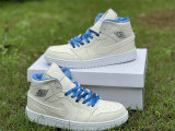 Authentic Air Jordan 1 Mid WMNS “Sanddrift”